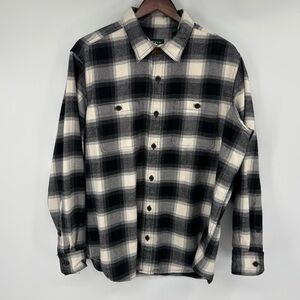 Orvis Black and Cream Plaid Casual Button Down Shirt